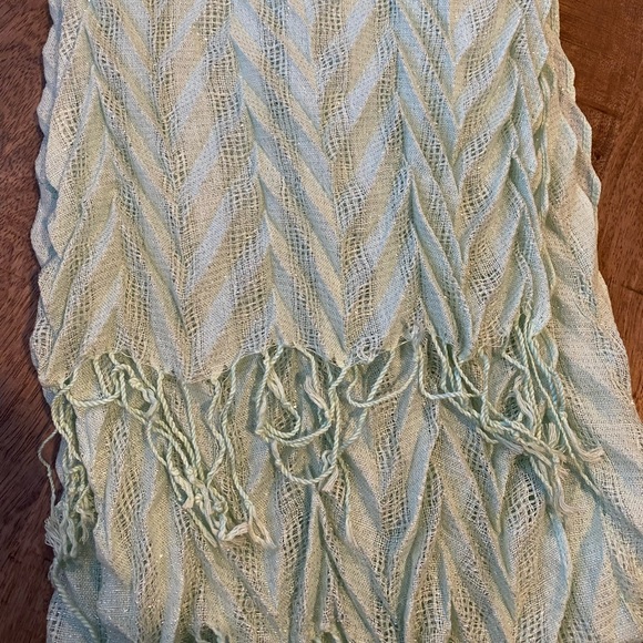 Cute Scarf - Picture 8 of 8